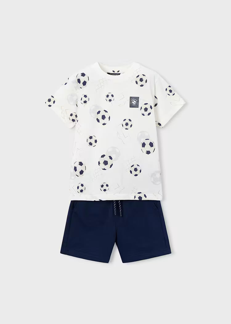 Conjunto bermuda e t-shirt menino