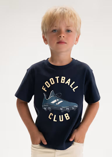 T-Shirt Botas De Futebol Menino Marinho